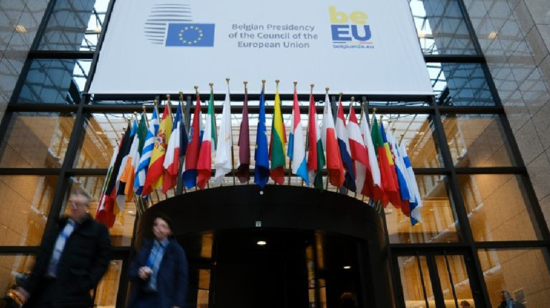 Страны ЕС единогласно одобрили первый в мире закон об искусственном интеллекте
