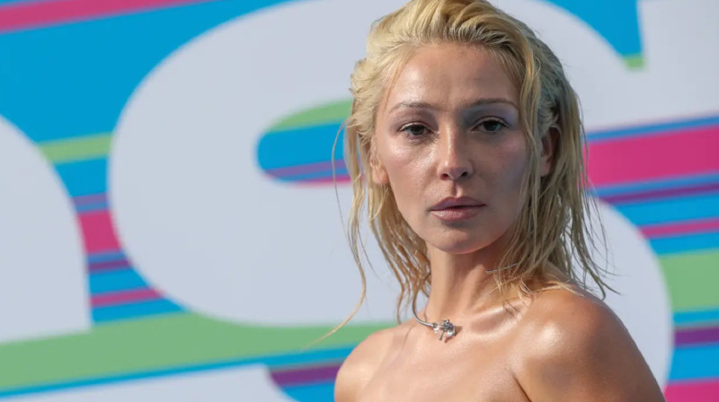 Ивлеева отсудила 6 тысяч рублей у мебельщиков