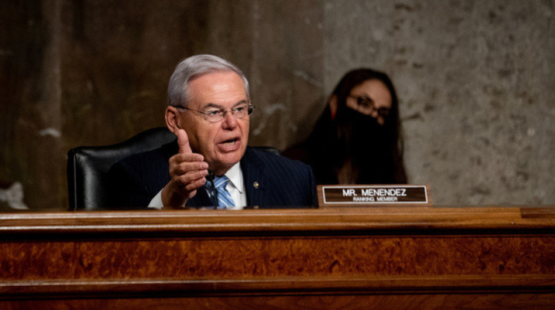 Демократы в Сенате США разрабатывают новый законопроект о помощи Украине и Израилю
