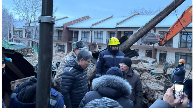 Досаев прибыл на место схода оползня в Алматы