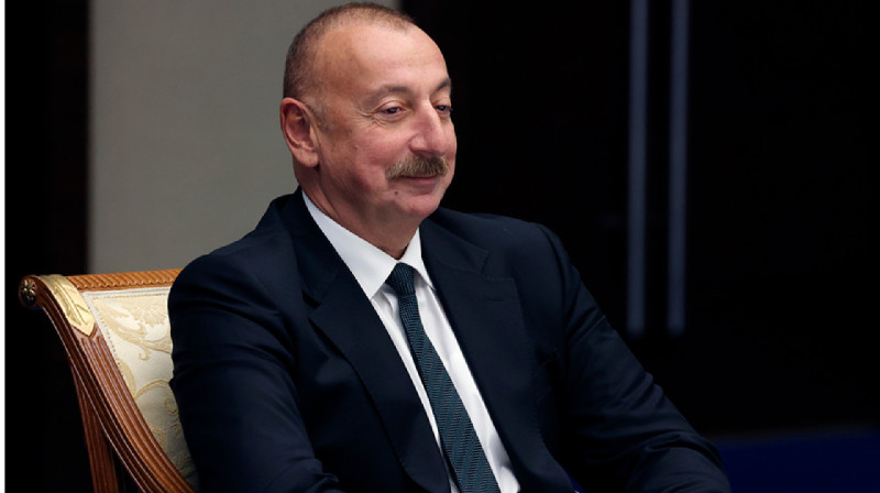 Ильхам Алиев лидирует на президентских выборах Азербайджана