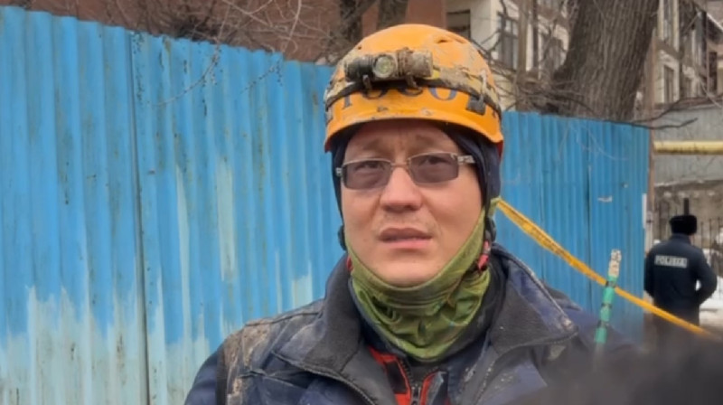 "Старались как могли": спасатели рассказали, как сошел оползень в Алматы