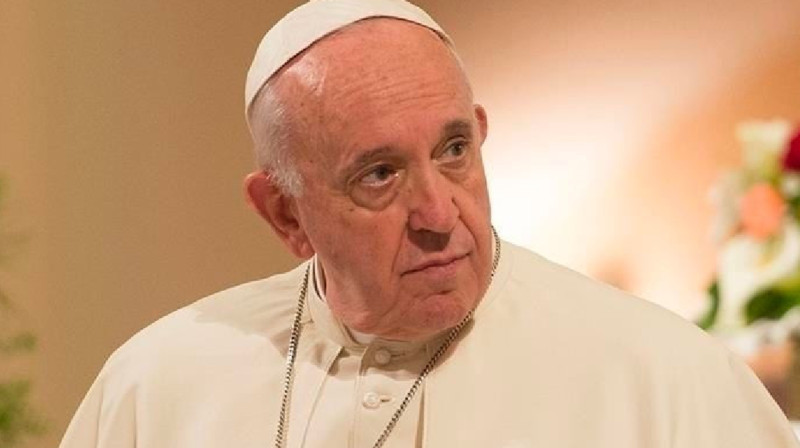 Ватикан гей-ерлі-зайыптыларға бата беруге рұқсат береді