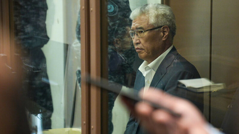 Бывшего казахстанского министра Арыстанбека Мухамедиулы осудили на 11 лет