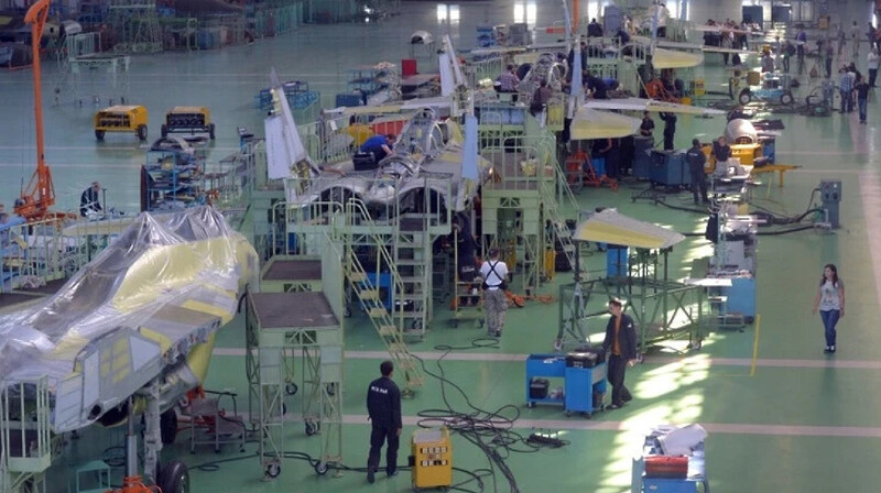 В Москве горит авиазавод МиГ