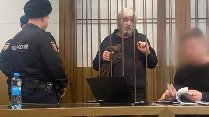 Главу узбекского землячества Усмана Баратова оставили в СИЗО