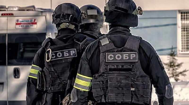 "Ты с кем так разговариваешь, говно?" — участников вечеринки в Туле избили силовики. ВИДЕО