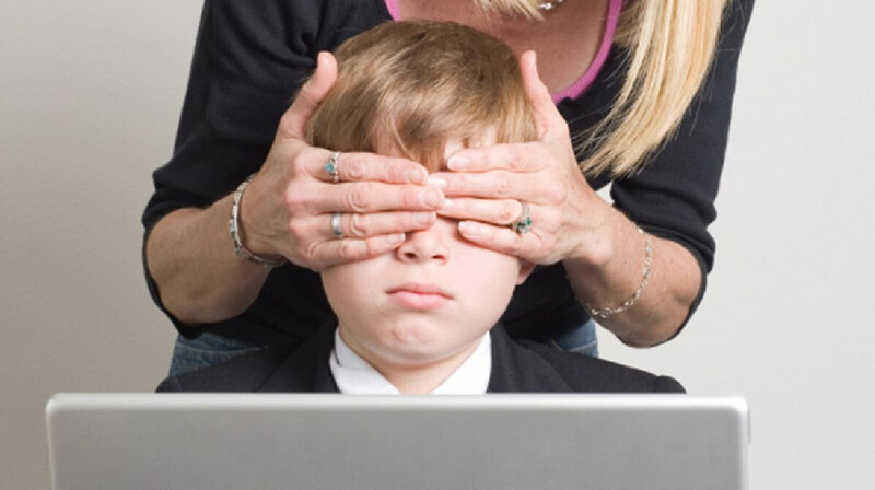 В Петропавловске школьники имели свободный доступ к запрещённым веб-сайтам