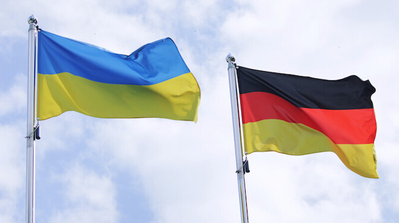 Бундестаг одобрил резолюцию о поставке Украине дальнобойных оружейных систем