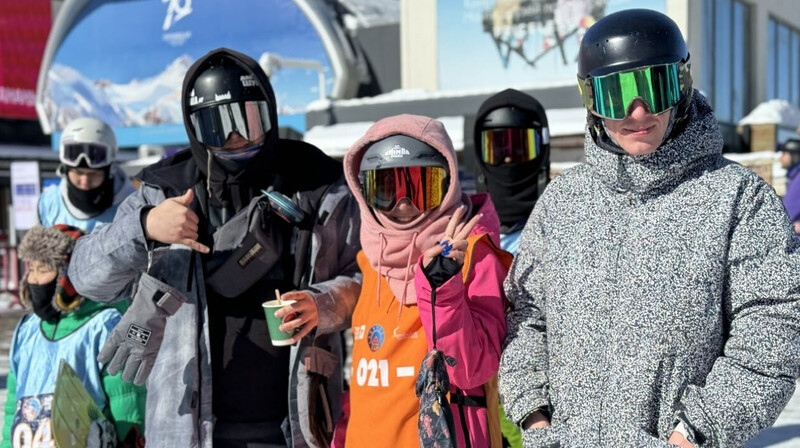 На Шымбулаке прошел турнир Tan Media Cup по сноуборду для детей