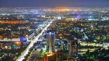 Чиновникам Узбекистана ввели однодневный запрет на использование авто