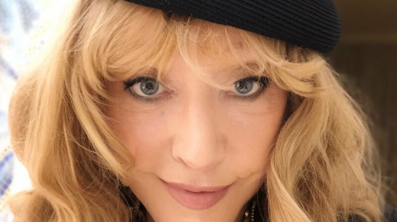 Пугачёва продолжает зарабатывать на выступлениях в России