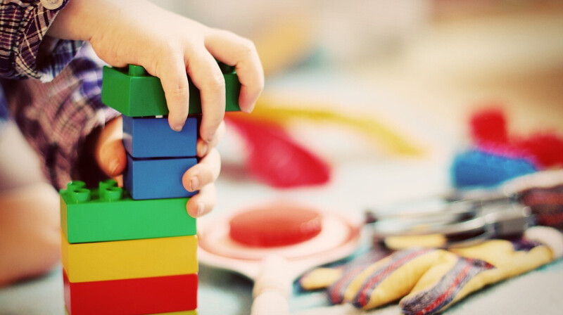В России предложили не закупать иностранные игрушки в детские сады