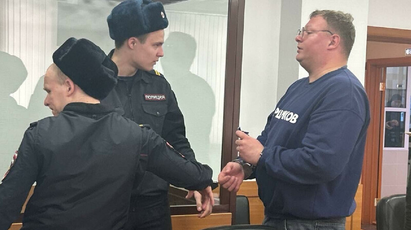 «Земля стекловатой»: россиянин получил срок за слова о смерти Татарского