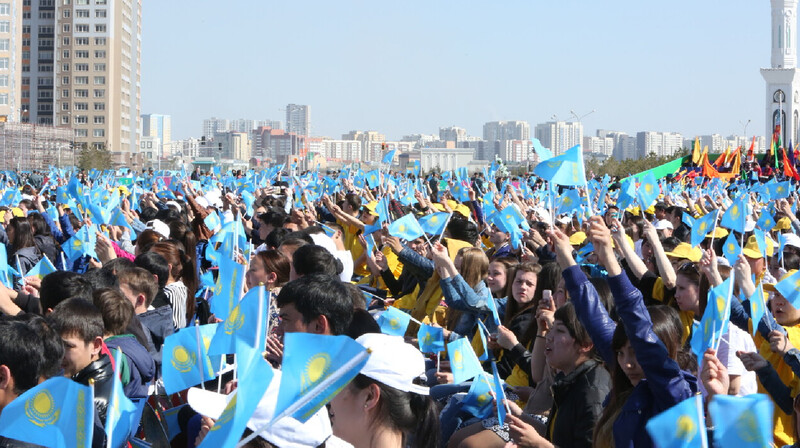 Население Казахстана достигло 20,05 млн человек