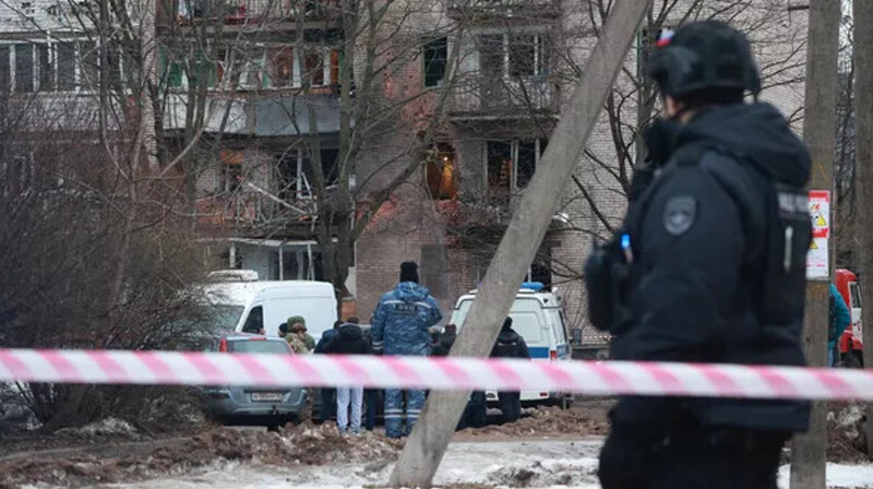 ЧП в Санкт-Петербурге: при падении беспилотников повреждены два дома