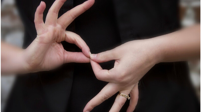 Онлайн словарь жестовых языков заблокировали в России