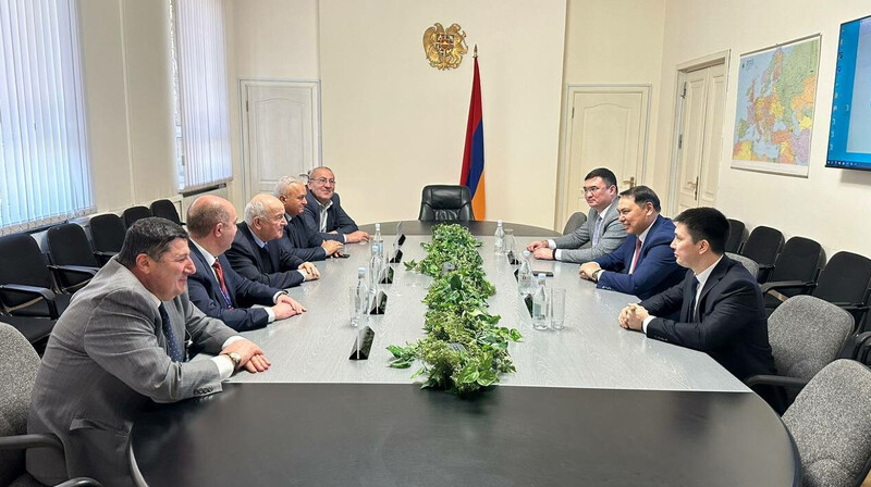 Казахстан и Армения расширяют сотрудничество в области авиационной безопасности