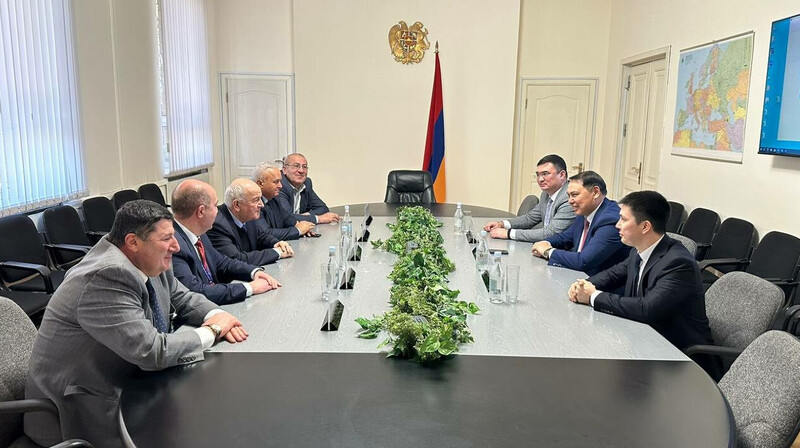 Казахстан и Армения расширяют сотрудничество в области авиационной безопасности