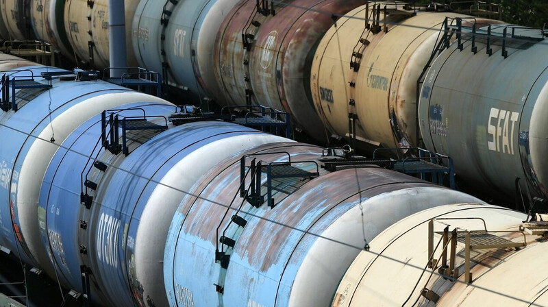 Кыргызстан получил гуманитарную помощь от Казахстана