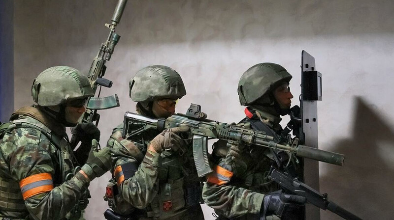 200 силовиков против 6 боевиков – подробности 12-часового боя в Карабулаке