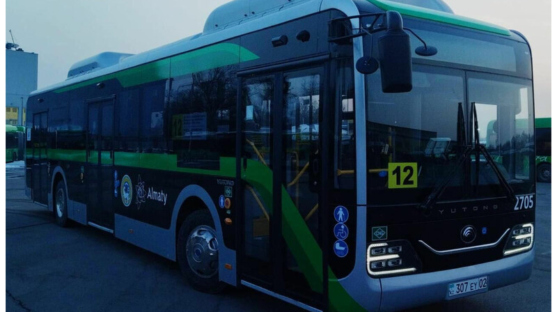 В Алматы обновили автобусы на маршруте до «Медеу»