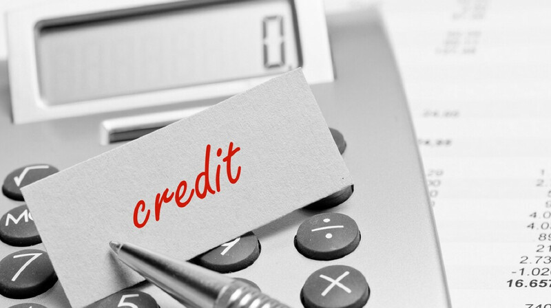 Запретить краткосрочные кредиты требуют казахстанские депутаты