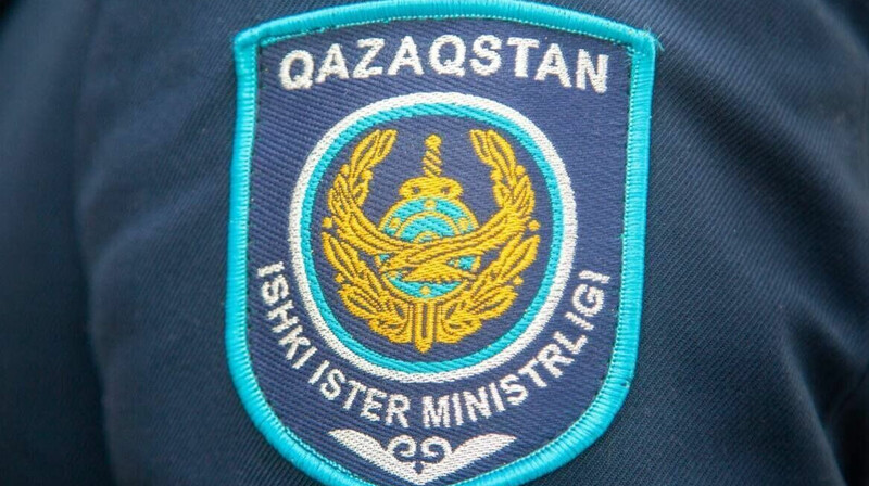 Автобусы закидали камнями в Шымкенте