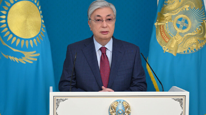 Токаев поздравил женскую половину Казахстана с Международным женским днем
