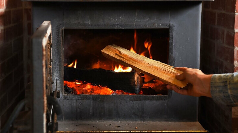 Мать с сыном умерли в собственном доме в Восточно-Казахстанской области