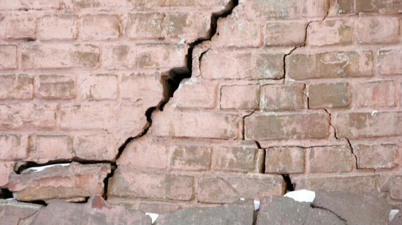 Что делать при повреждении здания после землетрясения