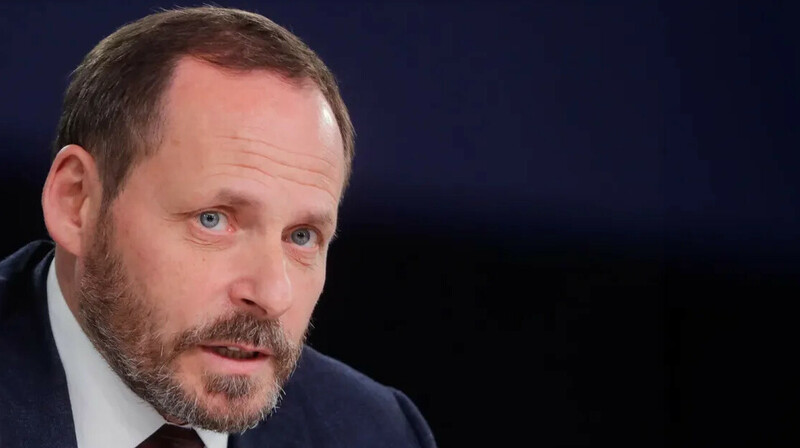 ЕС исключил из санкционного списка основателя «Яндекса» Аркадия Воложа