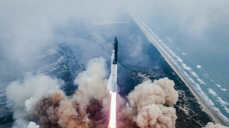 SpaceX потеряла связь со сверхтяжелой ракетой-носителем Starship