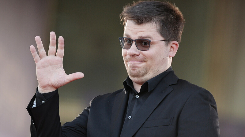 Шоумен Гарик Харламов может потерять свой бизнес в России