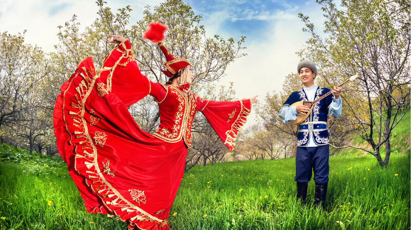18 марта казахстанцы празднуют Ұлттық киім күні