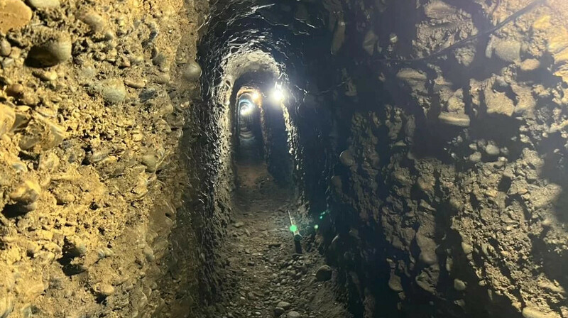 Два подземных тоннеля для мигрантов и контрабанды обнаружили на границе Кыргызстана и Узбекистана