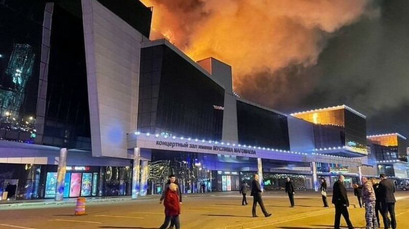 В Москве началась эвакуация мест массового скопления людей и ТРЦ