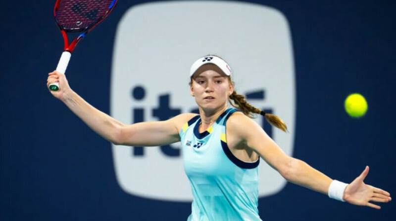 Елена Рыбакина вышла в четвертьфинал турнира в Майами