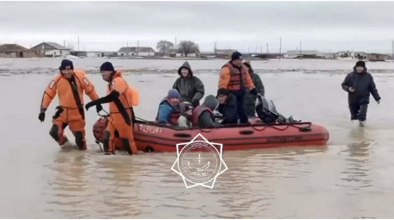 В селе Костанайской области началась эвакуация населения из-за потопа