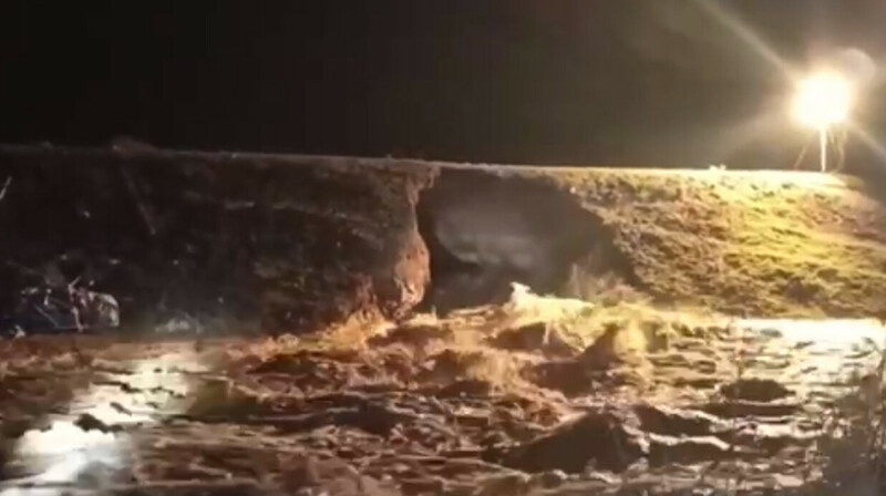 Прорыв дамбы в Орске: есть ли угроза для Казахстана