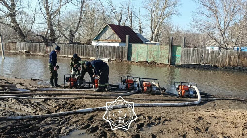 Более 72 тыс. человек спасли с начала паводков в Казахстане