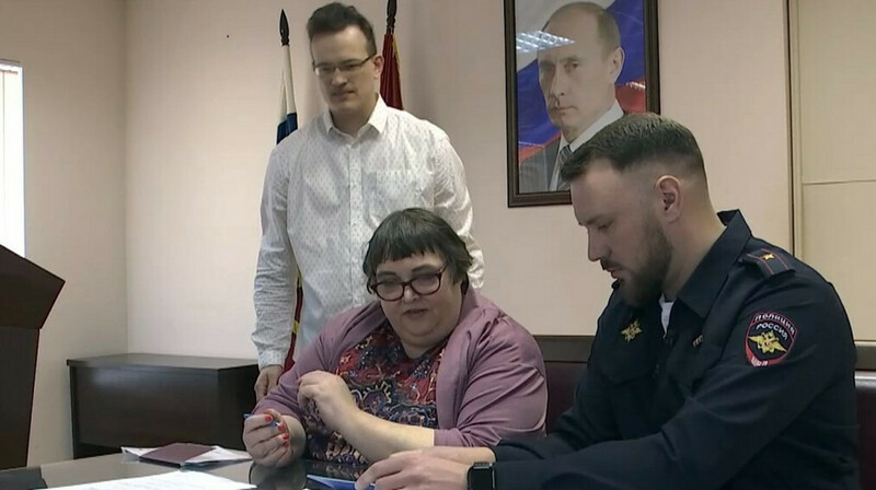 Россия предоставила убежище немке, оправдывающей Гитлера