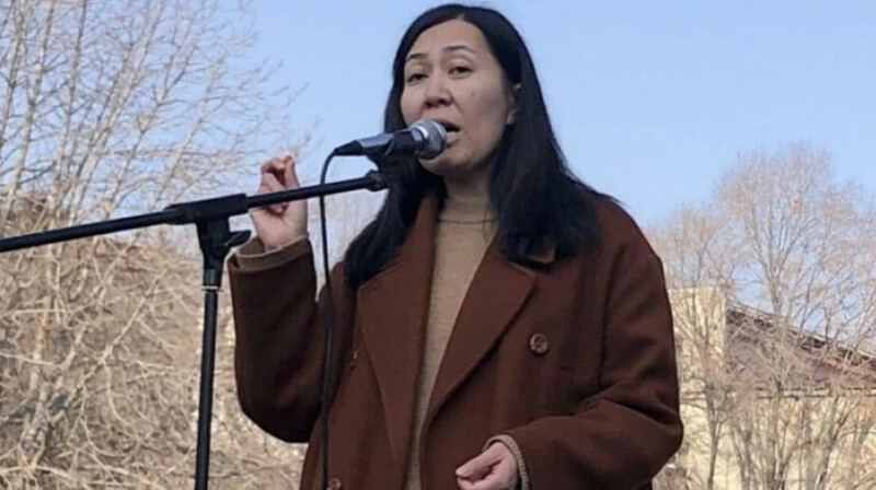 Захват аэропорта в Алматы: журналистка объявила голодовку