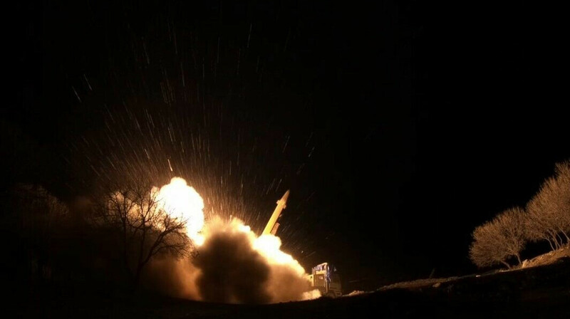 Иран атаковал Израиль ракетами и дронами
