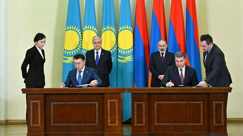Казахстан и Армения будут развивать транспортное сотрудничество
