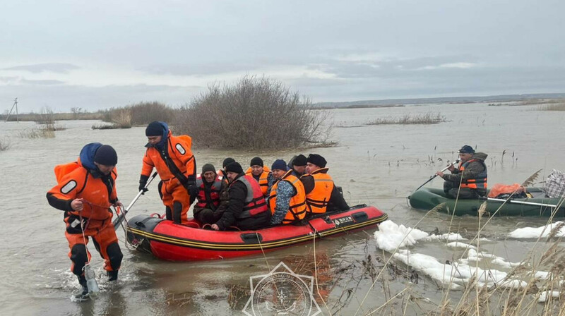 Ситуация с наводнениями в Казахстане остаётся напряжённой на 15 апреля