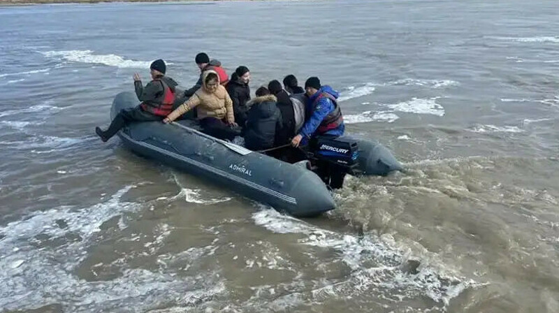 Почти 12 тысяч казахстанцев вернулись в свои дома