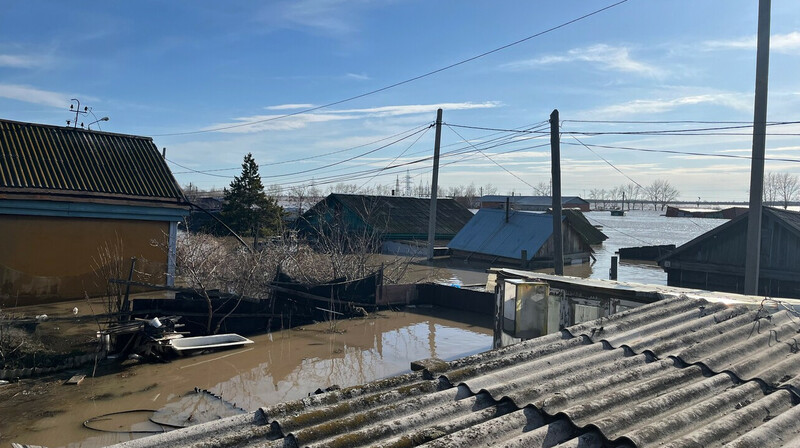 "Нет доверия властям": 150 тысяч тенге компенсации получила пенсионерка за затопленный дом