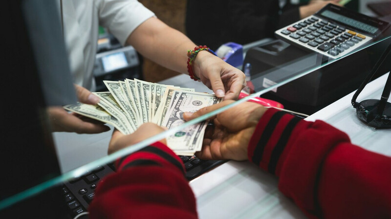 Курс валют в Казахстане на 29 апреля