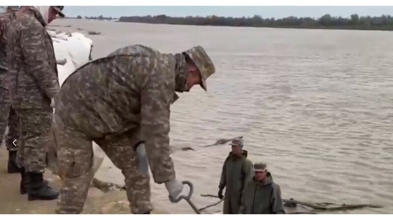 МЧС РК: Вода отступила из тысяч домов, ликвидация последствий паводков продолжается